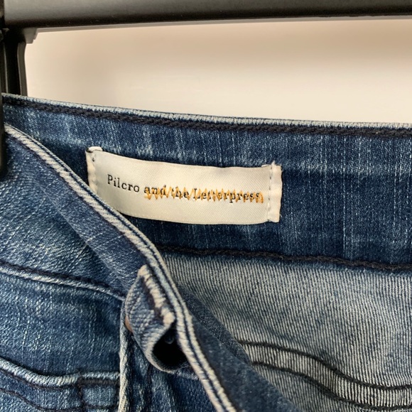 Anthro Pilcro Mid Rise Skinny Medium Wash Jeans - Picture 6 of 8